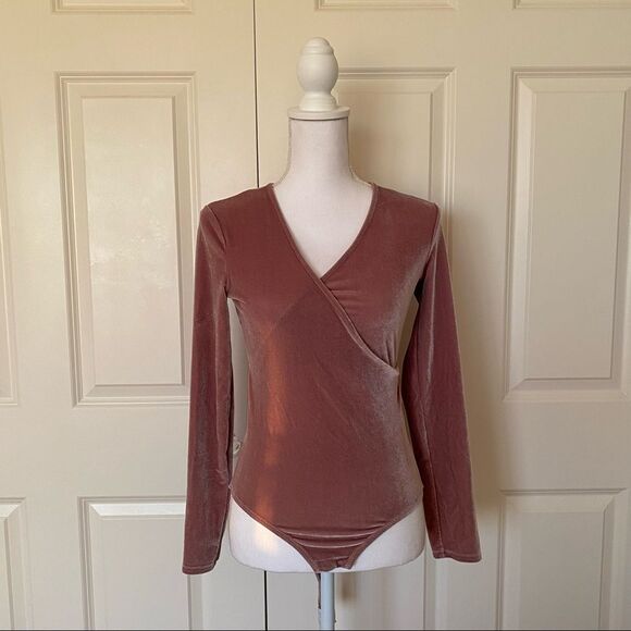 Madewell Bodysuit - Picture 1 of 13